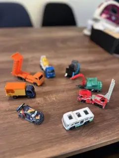ミニカー　トミカ　8台　レア　カーズ　ミスドトラック　フォークリフト　まとめ売り