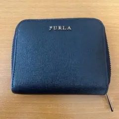 FURLA ブラック 二つ折り財布
