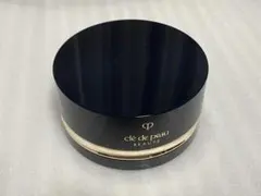 Cle de Peau Beaute フェイスパウダー 本体のサムネイル