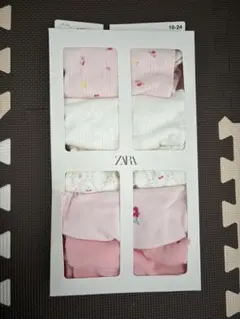 【一部新品未使用】ZARA 花柄半袖ボディスーツ 5枚セット 18-24ヶ月のサムネイル