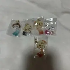 ちいかわ本舗　アクリルキーホルダー 4点セット