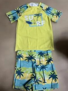 最新価格！！ラッシュガードとショートパンツ