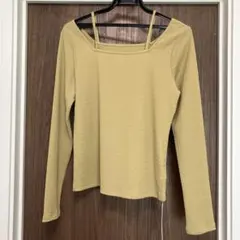 【misty woman】ストリングシャーリングプルオーバー（新品未使用）のサムネイル