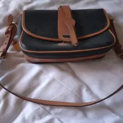 [中古 劣化あり]Dooney & Bourke ショルダーバッグ レザーのサムネイル