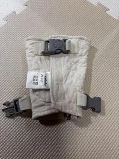 チャイルドシート用　抜け出し防止ベルト