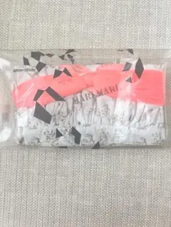 【新品未使用未開封】MARLMARL お食事エプロン ホワイト・フラワー