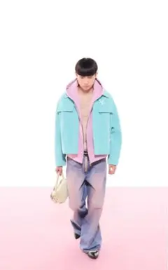 Item thumbnail for item fe98a8a2-f9e0-44a3-8860-d07a0b003a63