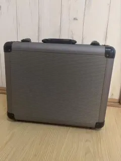 未使用品✨ Samsonite アタッシュケース アルミ製 シルバー 激レア】Samsonite サムソナイト アタッシュケース シルバー アルミ