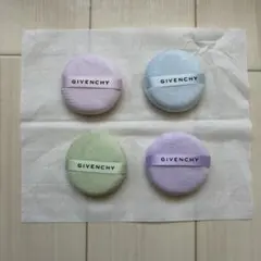 【新品未使用】ジバンシィ　GIVENCHY パウダーパフ 4個セット　小物のサムネイル