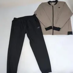New Balance ジャージ上下セット ベージュ ブラック