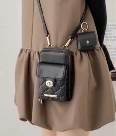 CHICO キルティングスマホショルダーバック