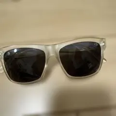 UNIQLO クリアフレーム サングラス