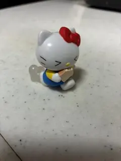 ハローキティ 本を読むフィギュア - メルカリ