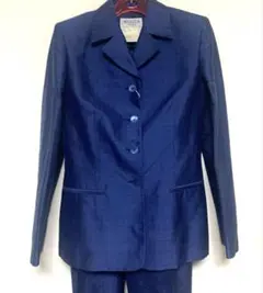 ネイビー 光沢感あるシルクのスーツ イタリア製　披露宴　パーティ
