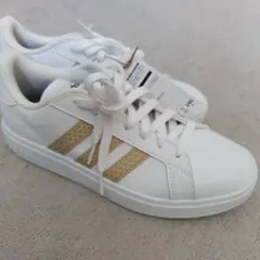 Item thumbnail for item 0ae75f4a-ddba-448c-830c-d1b7807c83c7