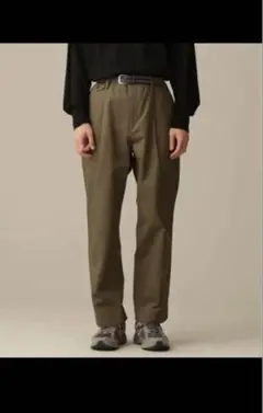 【美品】nano・universe ナノユニバース ワイドチノパンツ Mサイズのサムネイル