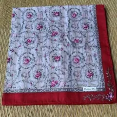 Christian Dior ハンカチ 赤 未使用