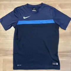 Nike DRI-FIT ネイビーシャツ