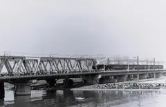 Item thumbnail for item ef20d342-9c68-4066-a3d7-a6ec0e814d4e