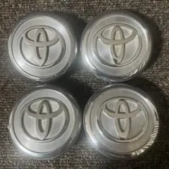 トヨタ TOYOTA 純正ホイールセンターキャップ 4個3