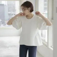 美品】anuans ダブルクロスバルーンスリーブブラウス （BEIGE） - メルカリ