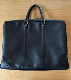 Louis Vuitton エピレザー ビジネスバッグ ブラック - メルカリ