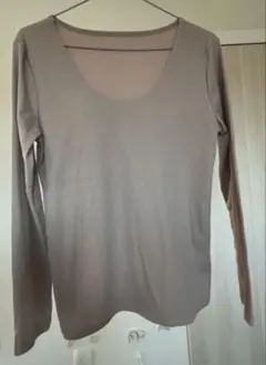 新品　Lサイズ 長袖　カットソー　ベージュ　ゆったり　襟ぐり広め
