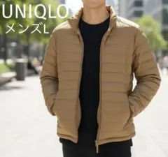 ベージュ ダウンジャケット