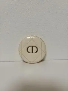 ディオールスキン フォーエヴァー クチュール ルミナイザー 02