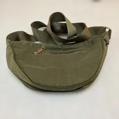 オリーブグリーン ショルダーバッグ