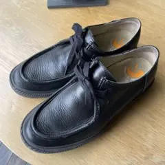 SPINGLE MOVE ブラックレザー デッキシューズ