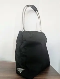【週末セール★】PRADA ブラック メタルハンドルハンドバッグ
