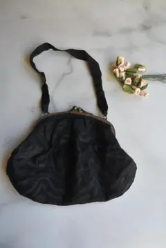 フランスアンティーク　100年前の美しいがま口バッグ