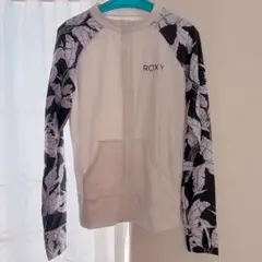 【美品】ROXY フラワーパターン ラッシュガード　レディースMサイズ