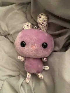 ウサギ型キーホルダー　紫