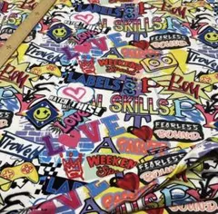 カラフル英字からtシャツニット生地