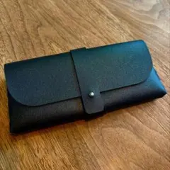 ブラック メガネケース フラップ式