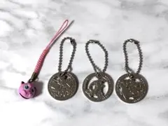 【匿名配送】ポケモン　プリン　鈴ストラップ　サンダー　ミュウ　ピクシー　メダル