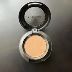 MAC スモール アイシャドウ テクスチャー