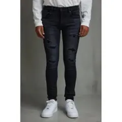 Item thumbnail for item f4e414ad-c93d-4153-959c-73cd30a771a4