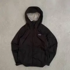 【人気モデル】Patagonia パタゴニア トレントシェルマウンテンパーカー