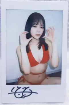 超絶可愛い★涼森れむ　直筆サイン入りチェキ★赤ビキニAのサムネイル