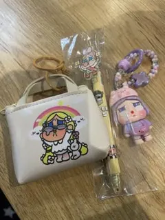 クライベイビー　キーホルダー　イヤホンケース