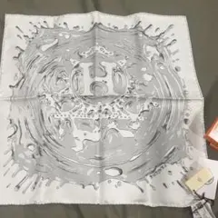 新品HERMES カレ45 ガヴロッシュPeinture Fraiche ペンキのサムネイル