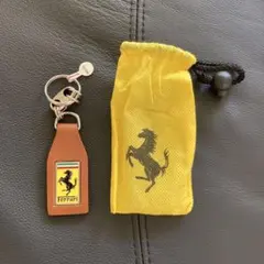 Ferrari フェラーリ くま リュック と キーリング 2点セット - メルカリ