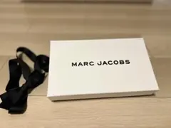 MARC JACOBS ギフトボックス リボン付きのサムネイル