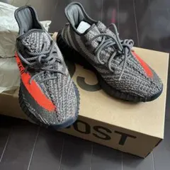 adidas YEEZY BOOST 350 V2 Belugaのサムネイル