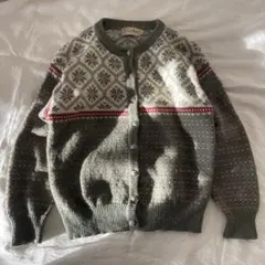 Item thumbnail for item 137cb417-a8f1-46e2-a89b-75893c9c2c1d