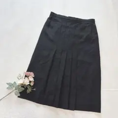 ピエールカルダン ウール100% ミモレ丈 フレアスカート プリーツ 上品 黒のサムネイル