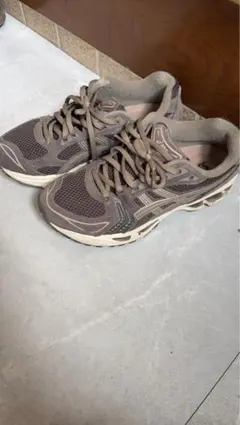 ASICS GEL スニーカーのサムネイル